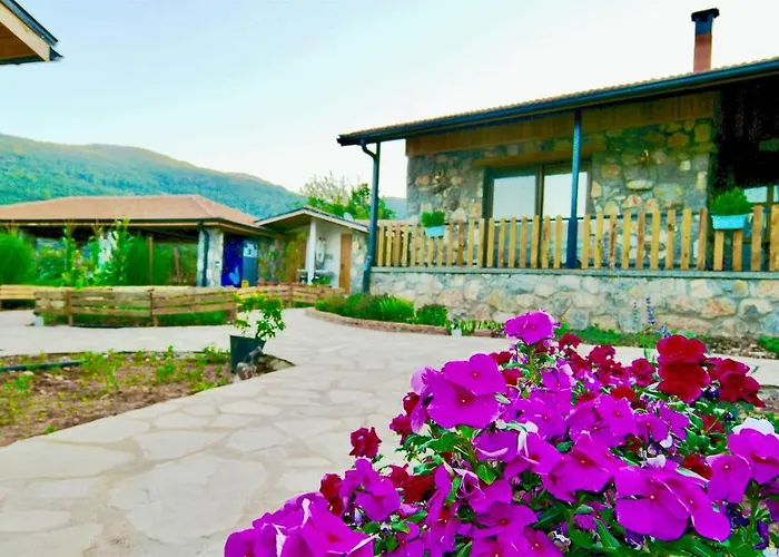 Dedehan Retreat Hotel *