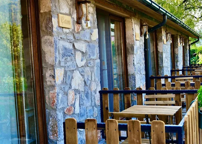 ホテル Dedehan Retreat ムーラ