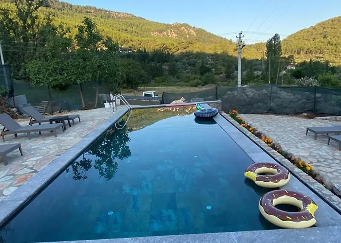 Dedehan Retreat Отель